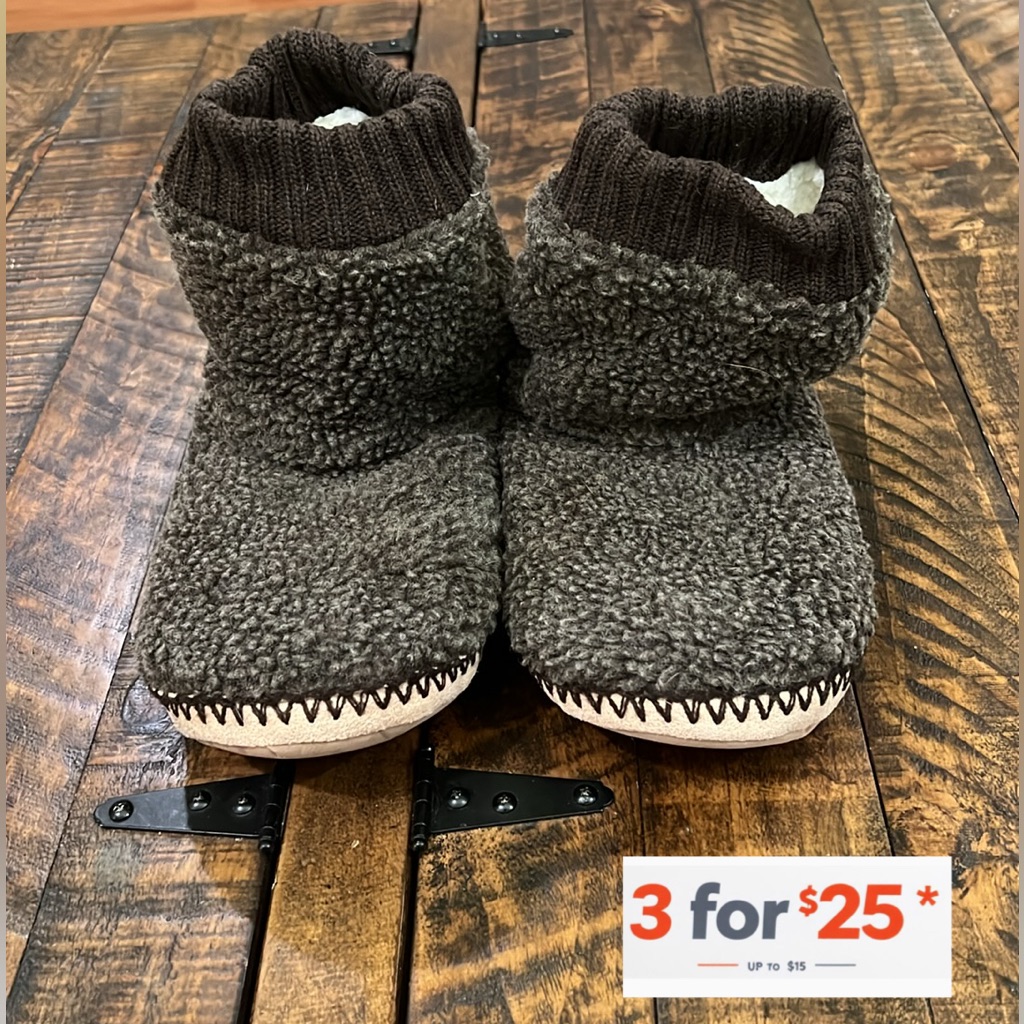 Amazon Women's Brown Slippers